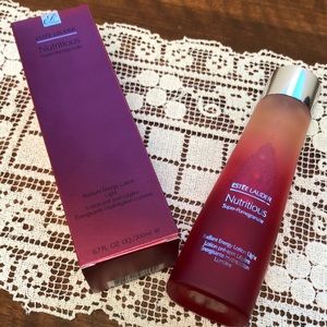 Estée Lauder Nutritious Super Pomegranate